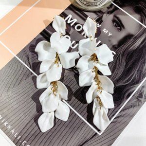 Hanging Petals Earrings - 5 Colors